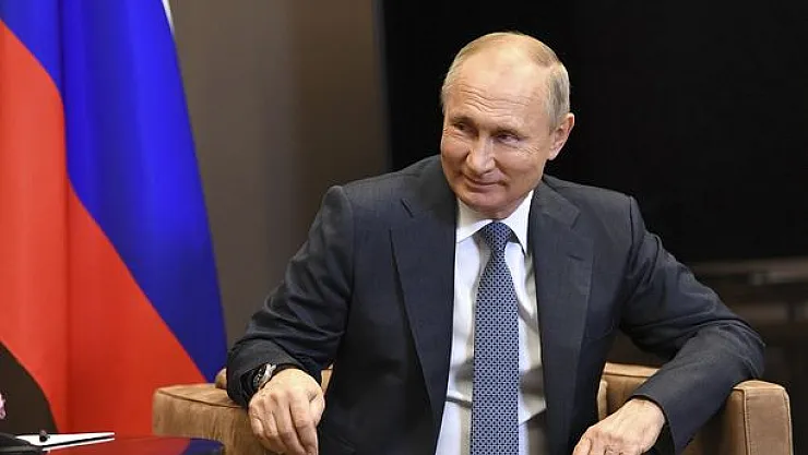 Putin'den Dolar ve Euro'yu Bitirecek Adım!