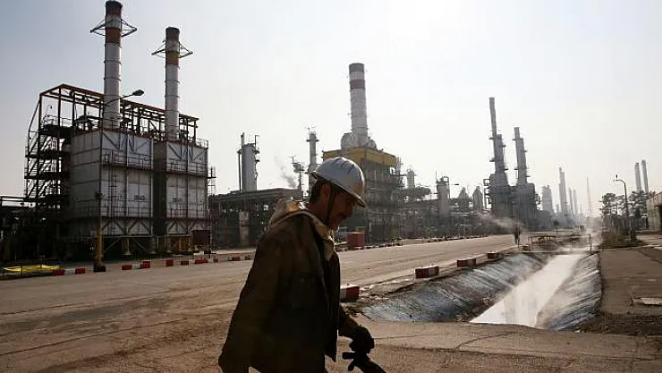 Rekor çöküş: petrol neden bir buçuk yıl içinde asgariye indi?