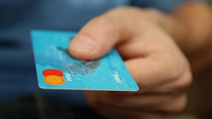 Resmi gazete yayınladı: Kredi kartı faiz oranlarında düzenleme
