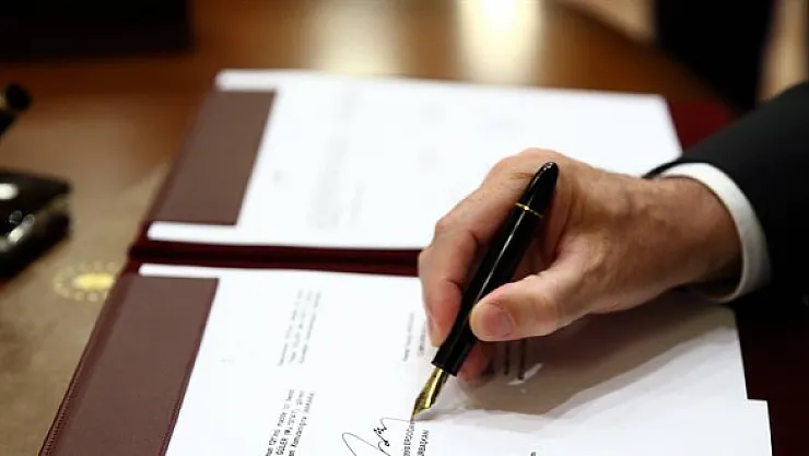 Resmi Gazete'de Yayımlandı! Kamuda 2 Bin 223 Yeni Kadro Açıldı! En Fazla Kadro...