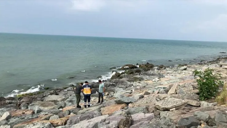 Rize'nin Pazar ilçesi sahilinde bir erkek cesedi bulundu