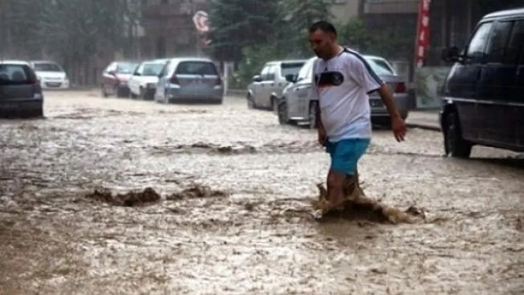 Sağanak yağış ve sel uyarısı
