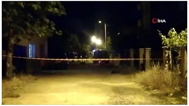 Saldırgan, tüfekle herkese korku dolu anlar yaşattı! Annesini, 2 bekçiyi ve 1 polis memurunu vurdu!