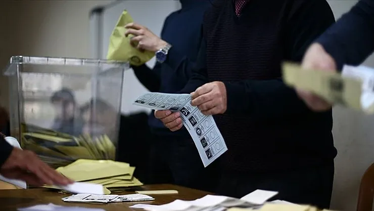 Sandık görevlisi olmak isteyenler dikkat! Seçime az bir zaman kalmışken başvurular nereye yapılmalı? Sandık görevlisi ücreti…