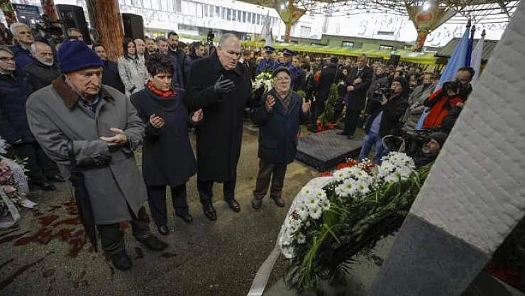 Saraybosna'daki pazar yeri kurbanları anıldı