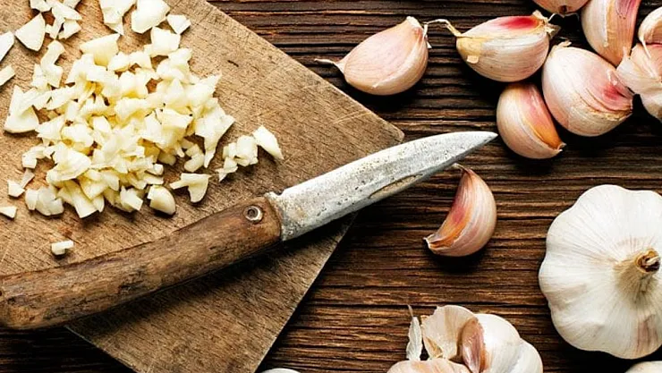 Sarımsağın şaşırtıcı 8 faydası!