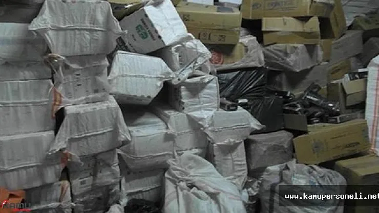 Savcının Evinde 80 Bin Paket Kaçak Sigara Bulundu