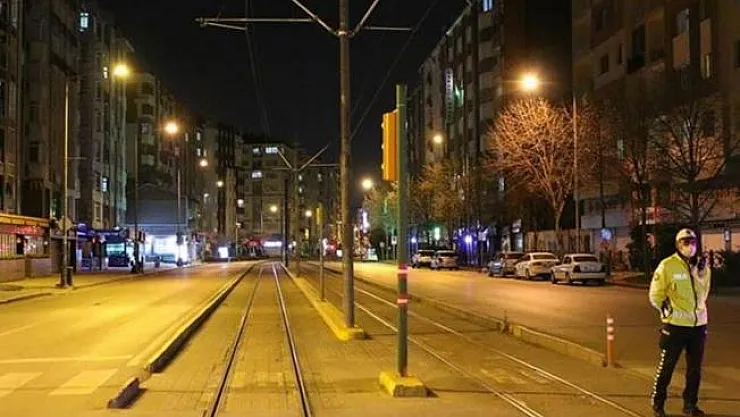 Şehirler arası seyahat yasağı ne zaman bitecek? Şehirler arası giriş çıkış yasağı ne zaman kalkacak? Hangi illerde seyahat kısıtlaması yok?