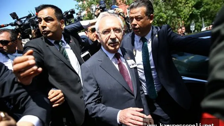 Şehit Cenazesinde CHP Liderine Yönelik Protesto
