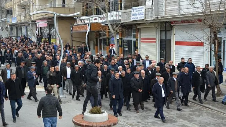 Şırnak'ın ileri gelen aileleri AK Parti'yi destekleme kararı aldı