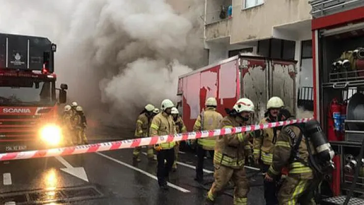 Son dakika İstanbul'da korkutan yangın! Çok sayıda itfaiye ekibi sevk edildi