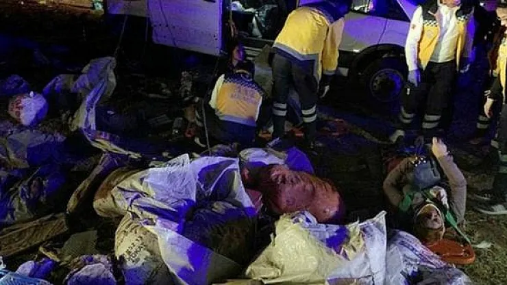 Son dakika kaza haberi! Yozgat'ta can pazarı: 16 kişi...