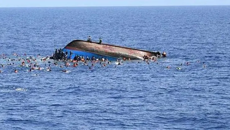 Son dakika! Tunus'ta insanlık faciası! Açıkta batan göçmen teknesi 70 can aldı, sayı artıyor...