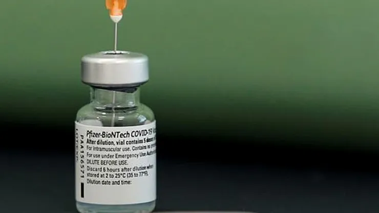 Son dakika Türkiye ile Pfizer arasında anlaşma imzalandı! 90 milyon aşı gelecek!