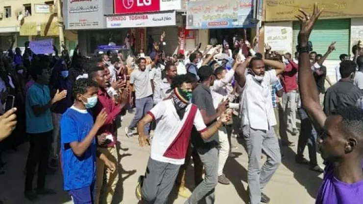 Sudan'dan ABD'ye, Tunus'tan Meksika'ya Grev Dalgası