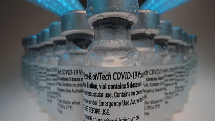 Tek tek açıklandı! İşte BioNTech aşısının bütün yan etkileri... Yan etkiler neden ağır geçiyor?