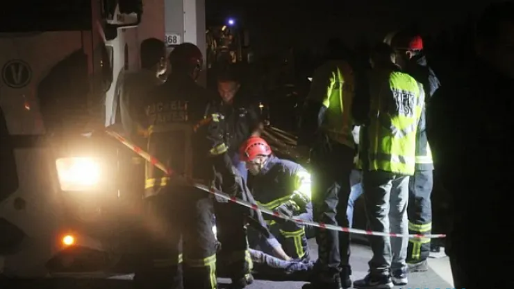 TEM'de Yola Dökülen Gübre Faciaya Yol Açtı! Ölü ve Yaralılar Var