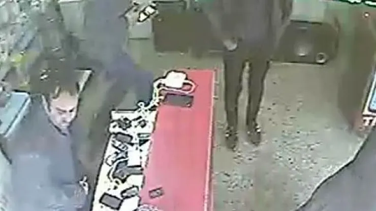 Tokat Son Dakika Haberi... Şişen Cep Telefonu Bataryası Bomba Gibi Patladı
