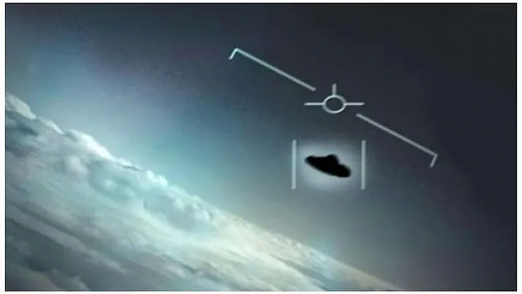 Tüm dünya bunu konuşuyor! Pentagon UFO görüntülerini yayınladı!