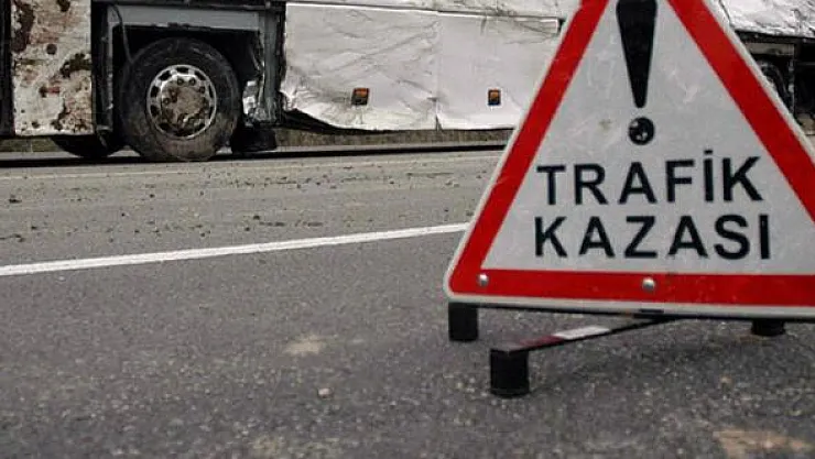 Tur Otobüsü Devrildi: Ölü ve Onlarca Yaralı Var