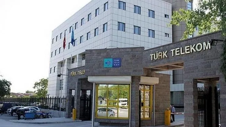Türk Telekom'da Deprem! Yönetim Kurulu'nda Kritik İstifalar Peş Peşe Geldi