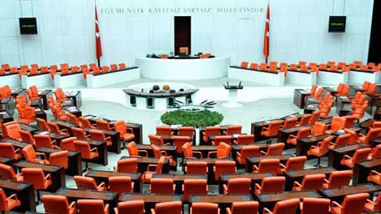 Türkiye Büyük Millet Meclisinin Tatile Girmesine İlişkin Karar Resmi Gazete'de Yayımlandı
