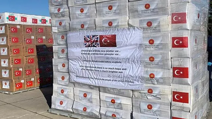 Türkiye'den İngiltere'ye giden sağlık malzemeleri kullanışsız diye depoya atıldı!