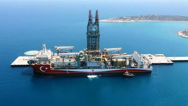 Türkiye'nin sondaj gemisi Abdülhamid Han, Doğu Akdeniz'de Yunanistan'ı rahatsız etti