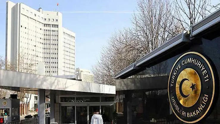 Üç Ülke Suriye'yi Vurdu ! İşte Türkiye'den İlk Tepki