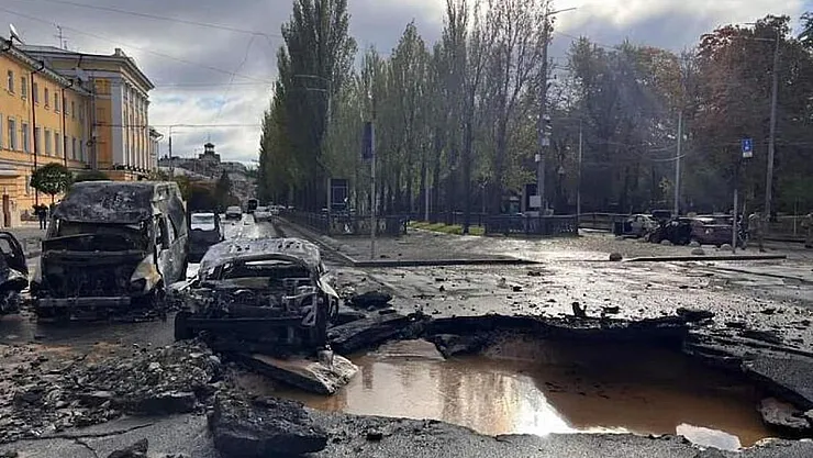 Ukrayna'dan Rusya'ya Misilleme: Üç Bölge Bombalandı