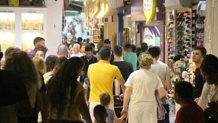 Uzmanlar uyardı! Tam kapamalı sokağa çıkma yasağı gelebilir