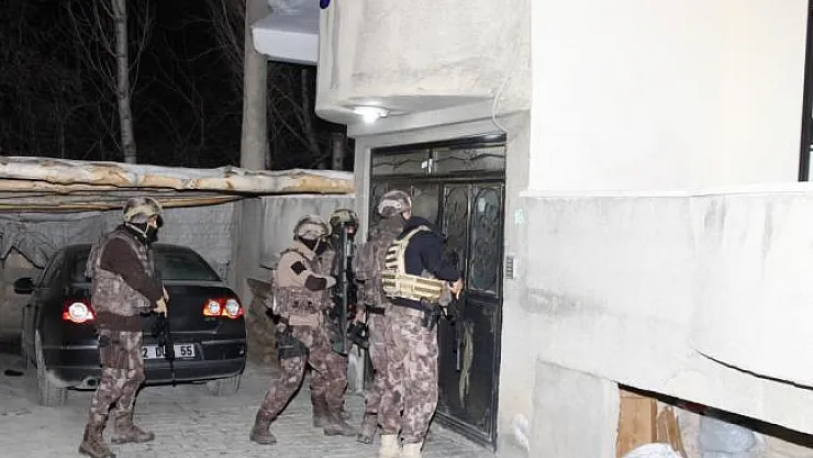 Van'da terör operasyonu: 27 gözaltı