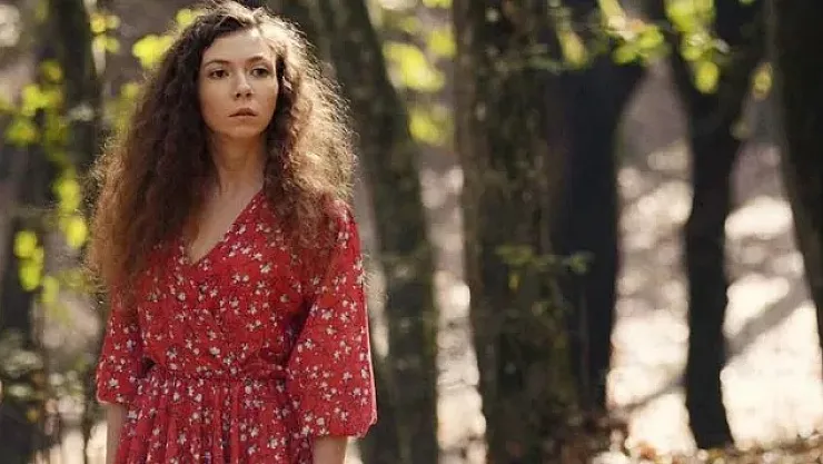 Yargı'nın İnci'si güzel oyuncu Ece Yüksel, hayatının en mutlu gününü yaşadı! O pozlar ağızları açık bıraktı!