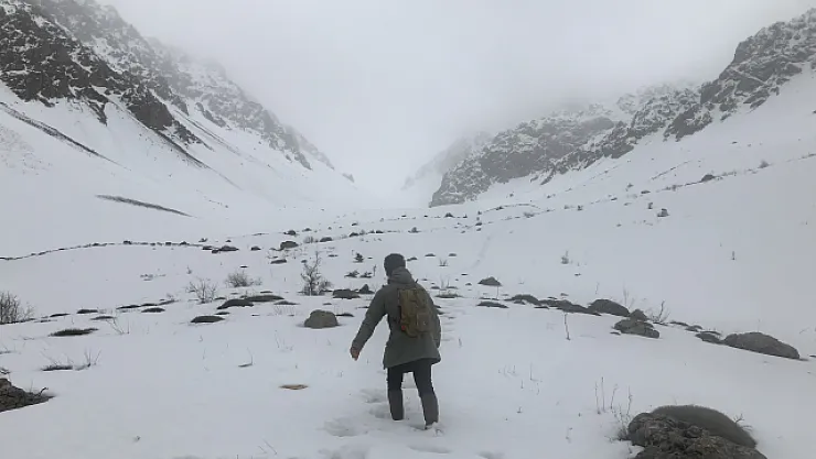 Yazı bekleyenlere kötü haber! Lapa lapa kar yağdı: Her yer bembeyaz oldu
