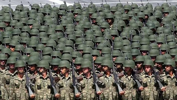 Yeni Askerlik Sistemi Ne Zaman Yürürlüğe Girecek? Yeni Askerlik Sistemi Nasıl Olacak? Askerde Olanlar Yeni Askerlik Sisteminden Yaralanacak Mı?