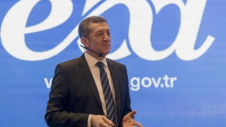 Ziya Selçuk, Eba Canlı Sınıf Uygulamasına Olan İlgiden Memnun...