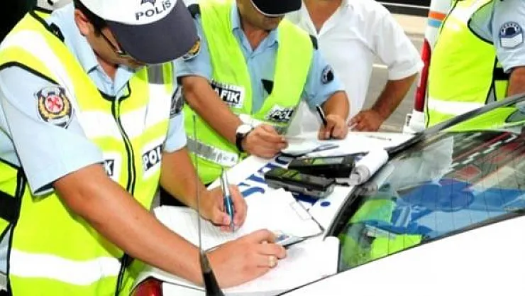 Zorunlu kış lastiği uygulamasında son 72 saat kaldı: 625 Lira ceza kesilecek