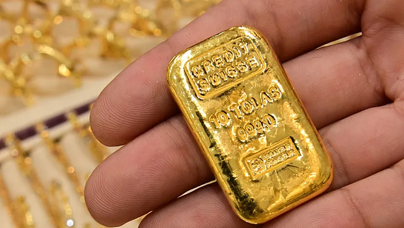Altın Fiyatlarında Kritik Eşik: 3.300 Doların Altı Satış Dalgasını Tetikleyebilir