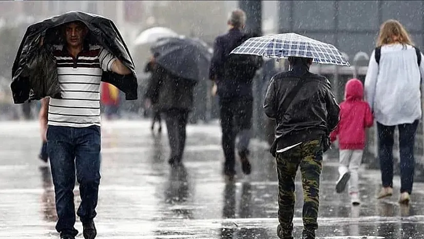 Meteoroloji'den 9 İle Fırtına Alarmı: Kuvvetli Rüzgar, Sağanak ve Şiddetli Yağış Geliyor!