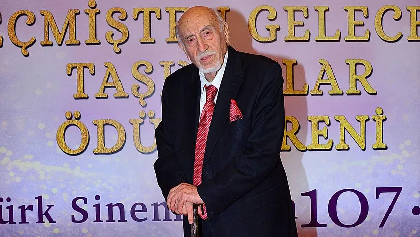 Türk Sinemasının Usta İsmi Yılmaz Atadeniz'in Hayatı: Yeşilçam'ın Unutulmaz Yönetmeni