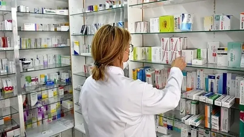 9 Haziran Pazartesi Sağlık Kurumları Açık mı? Eczaneler, Sağlık Ocakları ve Hastanelerin Çalışma Durumu Bayramda Nasıl?