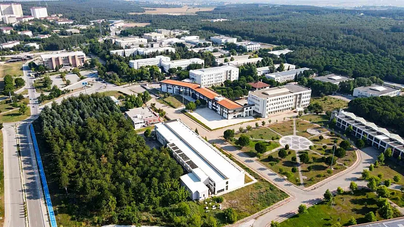 Bursa Uludağ Üniversitesi'nden 32 Sözleşmeli Personel Alımı: Lise ve Lisans Mezunlarına Fırsat