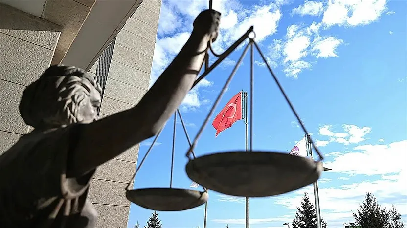 Hukuk Fakültesi Tercihlerinde Baraj Güncellendi: ÖSYM Yeni Kılavuzunu Yayınladı