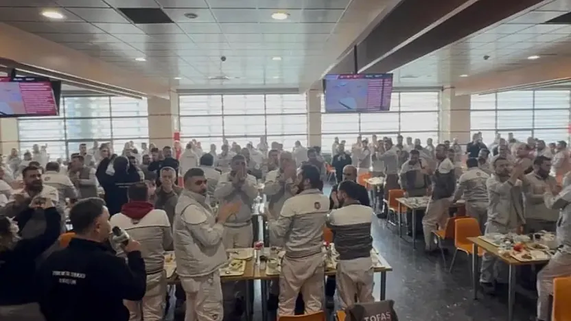 Otomotiv Devi Tofaş'ta Patlama: İşçiler Çatal Kaşıkla Fabrikayı İnletti!