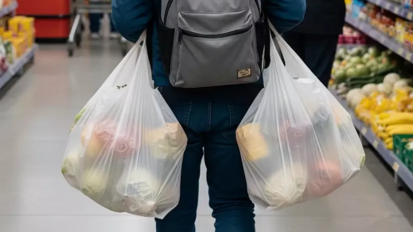 Plastik Poşetlere Yeni Yılda Zam: 1 Ocak 2026'dan İtibaren Adet Başına 1 Lira
