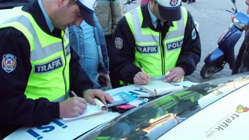 Trafikte Kural İhlaline Rekor Cezalar Geliyor: Yeni Trafik Yasası Neler Getiriyor?