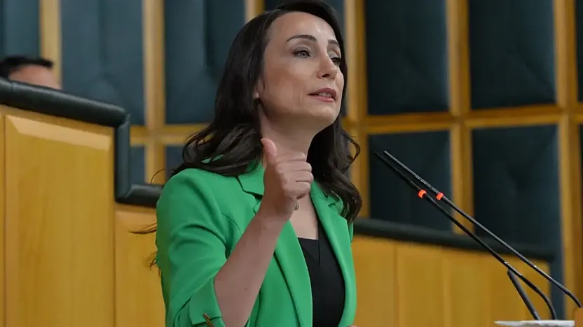 Tülay Hatimoğulları: Kürtler kamusal alanda Kürtçe Kur'an okuyabilmeli