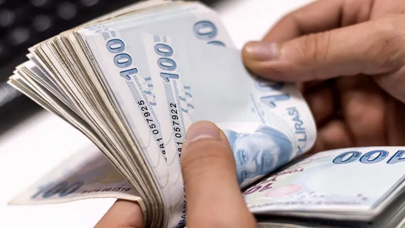 Türkiye Yoksulluğu Değil, Bir Gecede Açılan Yargı Dosyalarını Tartışıyor!