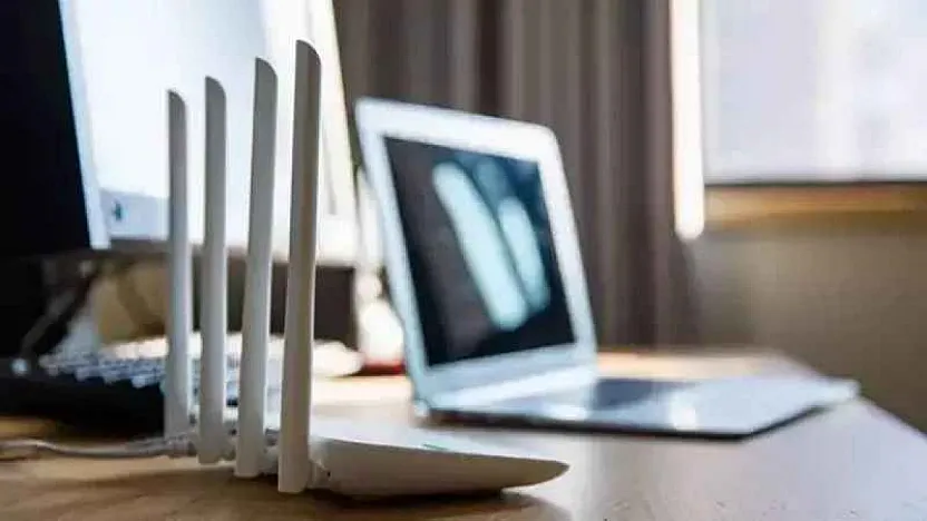 Yeni evli çiftlere dijital hediye: 3 Ay ücretsiz sınırsız internet!